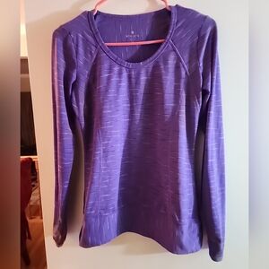 Athleta Long Sleeve Activewear Top